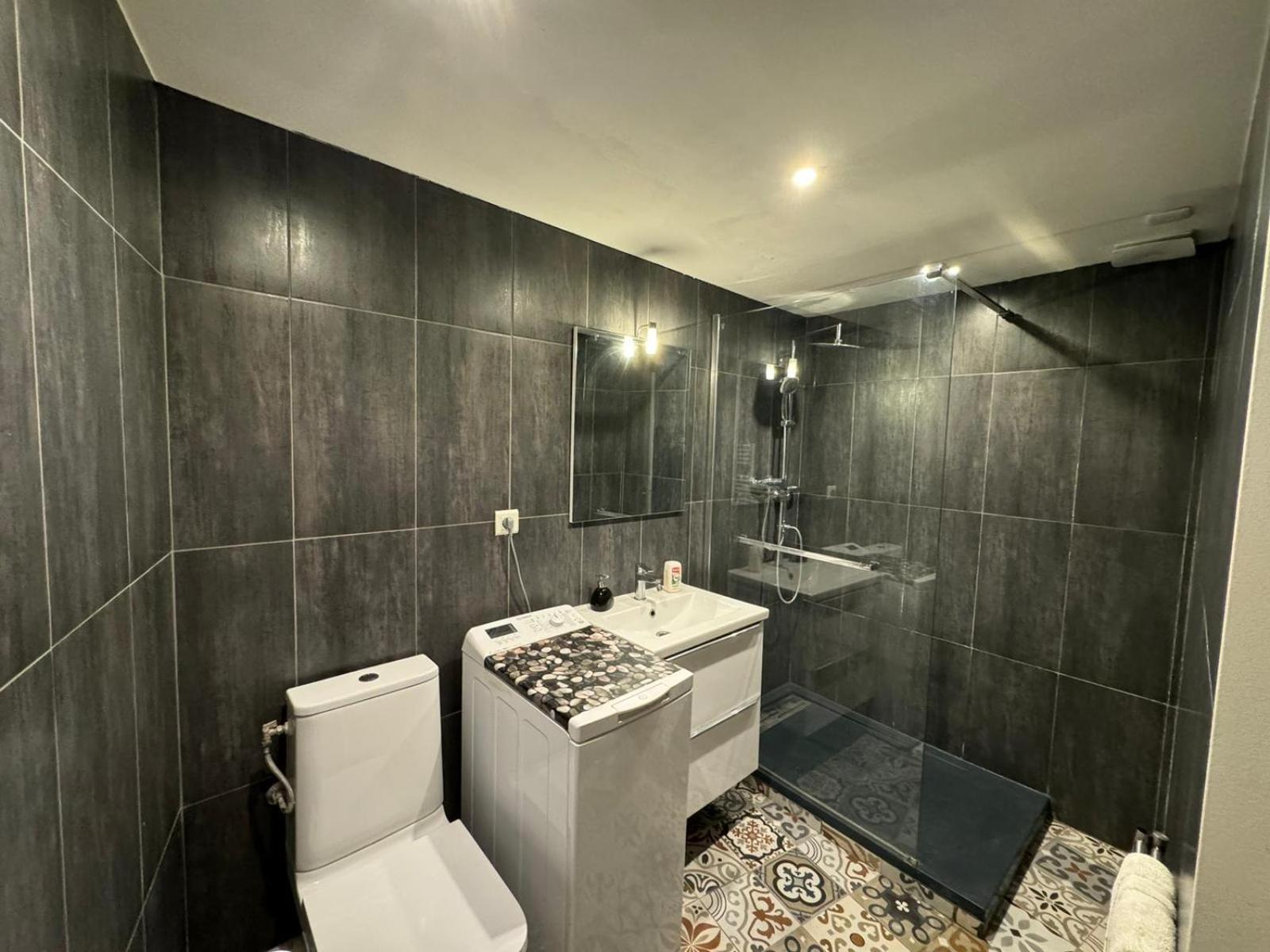 Cosy Poullan, 2-Bedroom Apartment, 200 M From The Beach Nice Bagian luar foto
